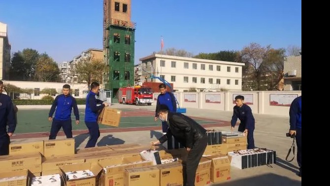 企业慰问致敬意 情系消防暖人心